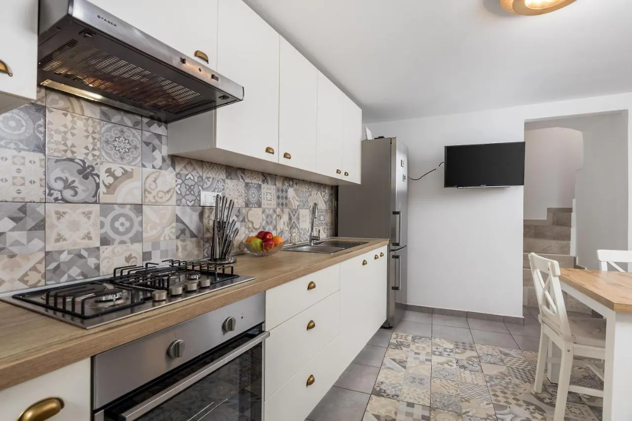 Mediterranean House Markoc New Renovated! Beli Casa vacanze
